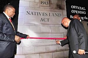 Picture: Minister of Rural Development and Land Reform Gugile Nkwinti and President Jacob Zuma officially open the exhibition titled Reversing the Legacy of the Natives